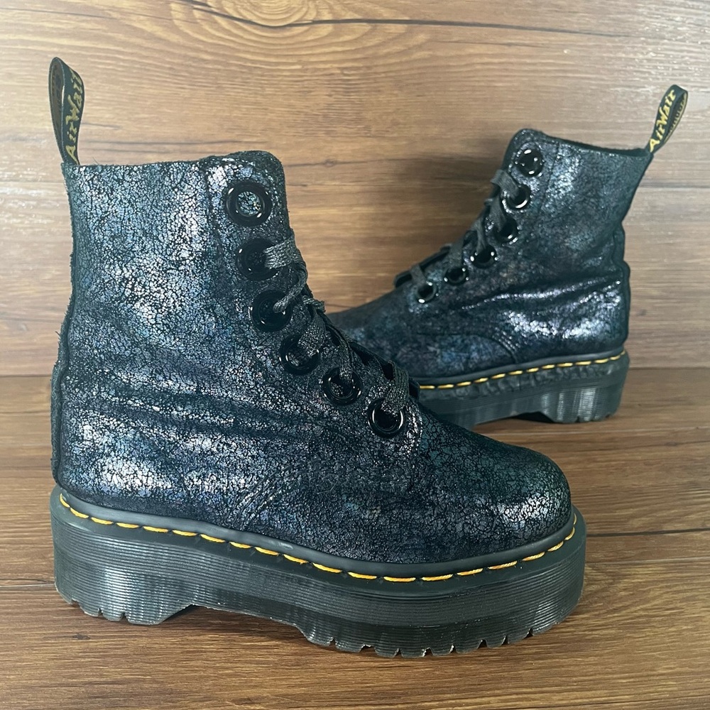 Dr. Martens DOCS “Molly”‎ Metallic Platform Boots Women’s Size 5 Lace Up Shoes